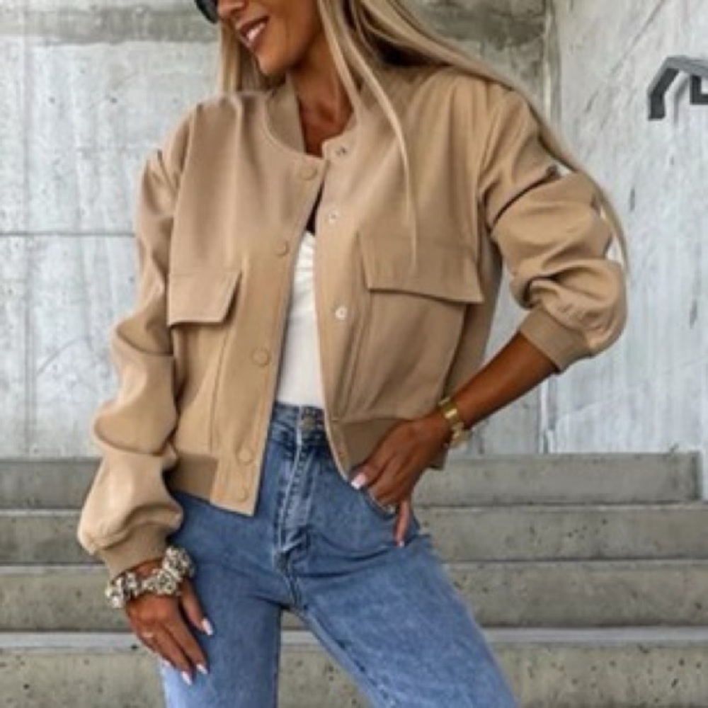 Jacket with stand up collar